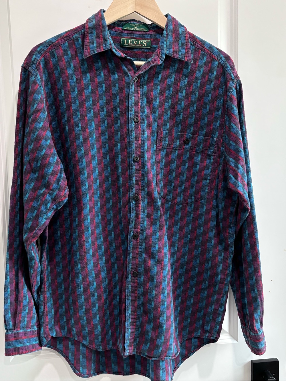 1980’s Vintage Levi's Plaid Button-Up Shirt in Teal and Plum
